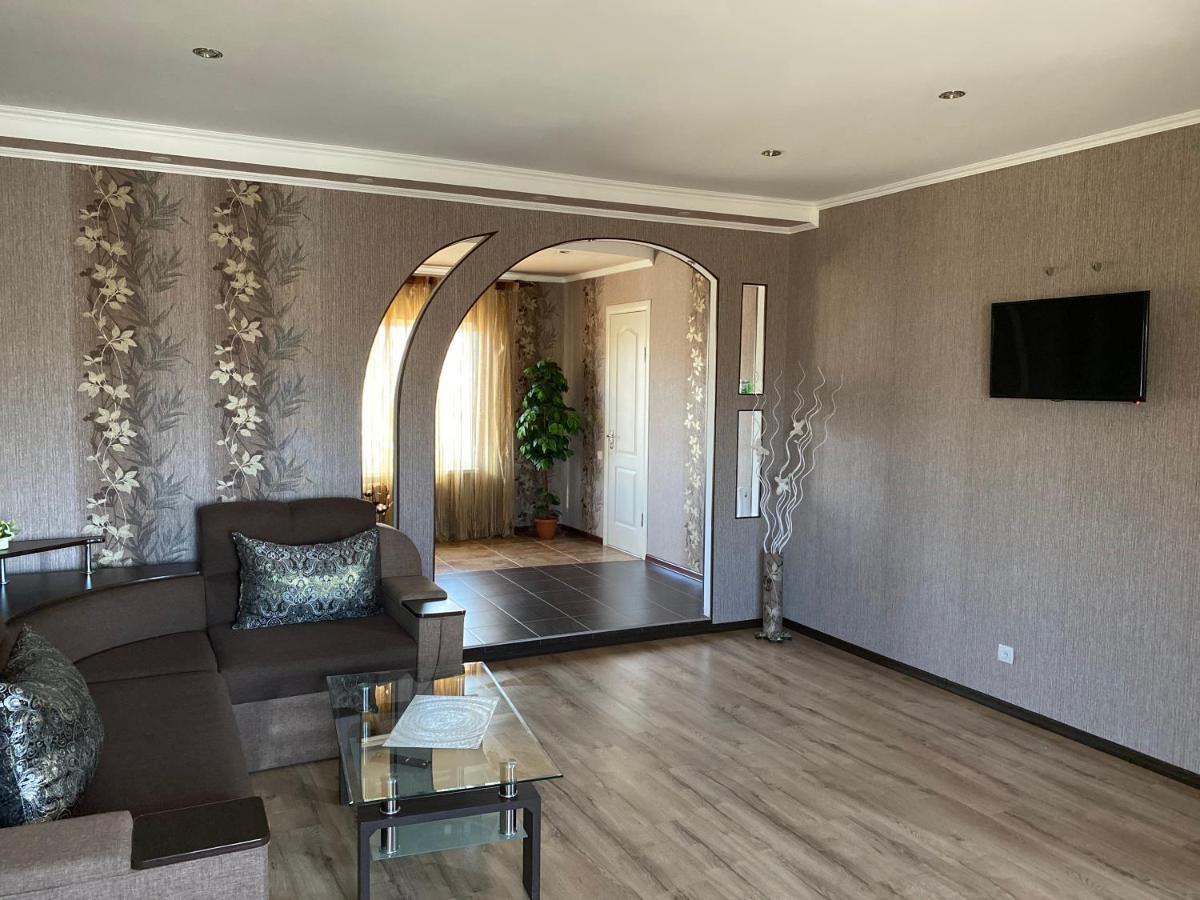 Mini-Hotel & Spa Melitopolʼ Zewnętrze zdjęcie